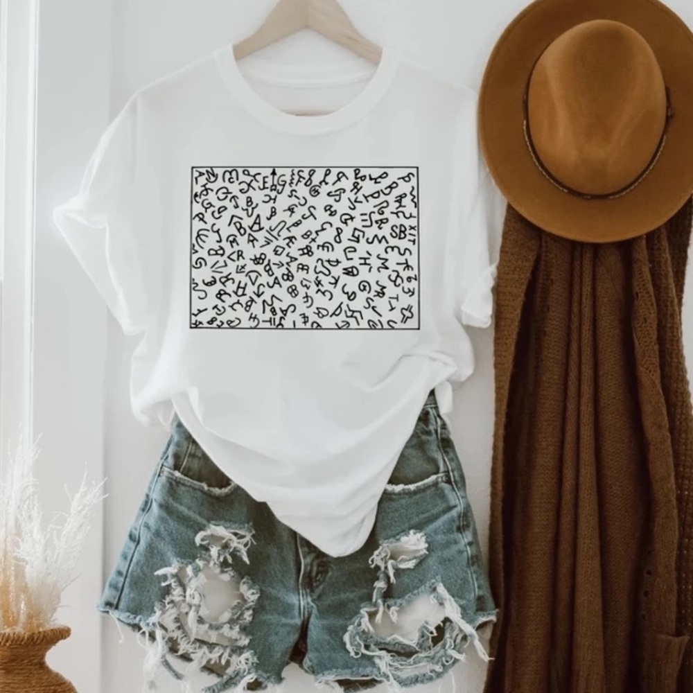 CATTLE BRANDS Y2K Memphis Style Retro Print Handmade Graphic Tee - Picture 4 of 6